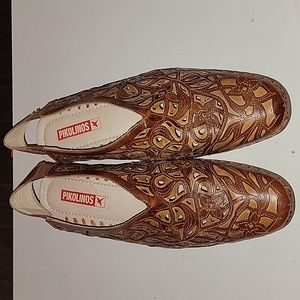 Pikolinos shoes